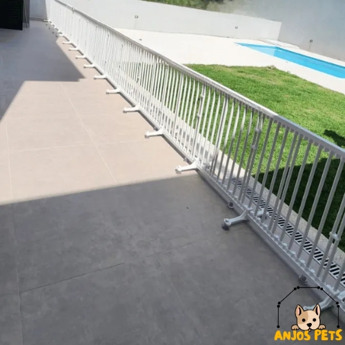 3010007 - PORTÃO EM PVC PARA CERCADO PISCINA E JARDIM - COM TRAVA - 5 CM DE ESPAÇAMENTO BRANCO